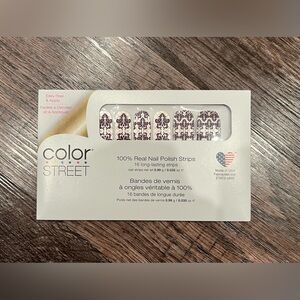 Color Street Kiss and Toile Retired Set